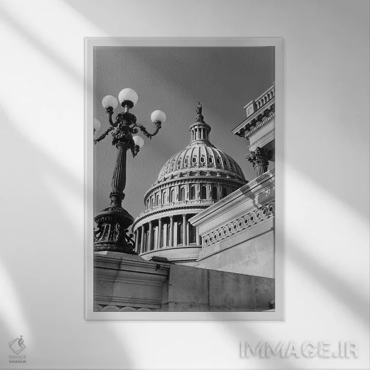 تابلو دکوراتیو نمای زاویه پایین گنبد ساختمان کاپیتول و جزئیات معماری واشن… اثر تصاویر وینتج - نمای قابدار سفید