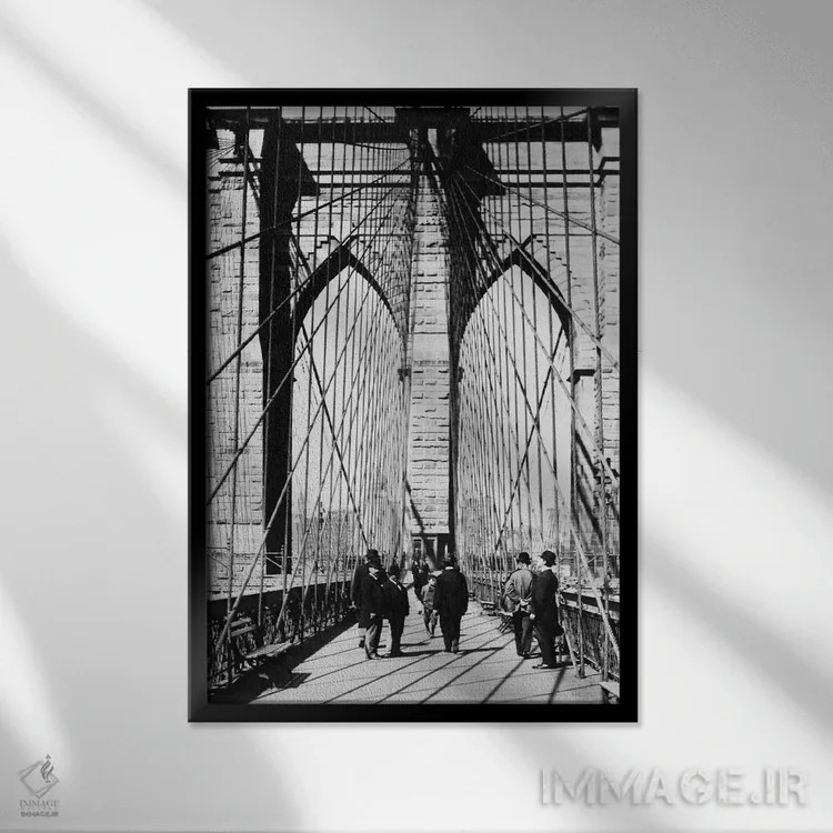 تابلو دکوراتیو مردان ایستاده روی پل بروکلین، بلافاصله پس از افتتاح در ۱۸۸… اثر تصاویر وینتج - نمای قابدار مشکی