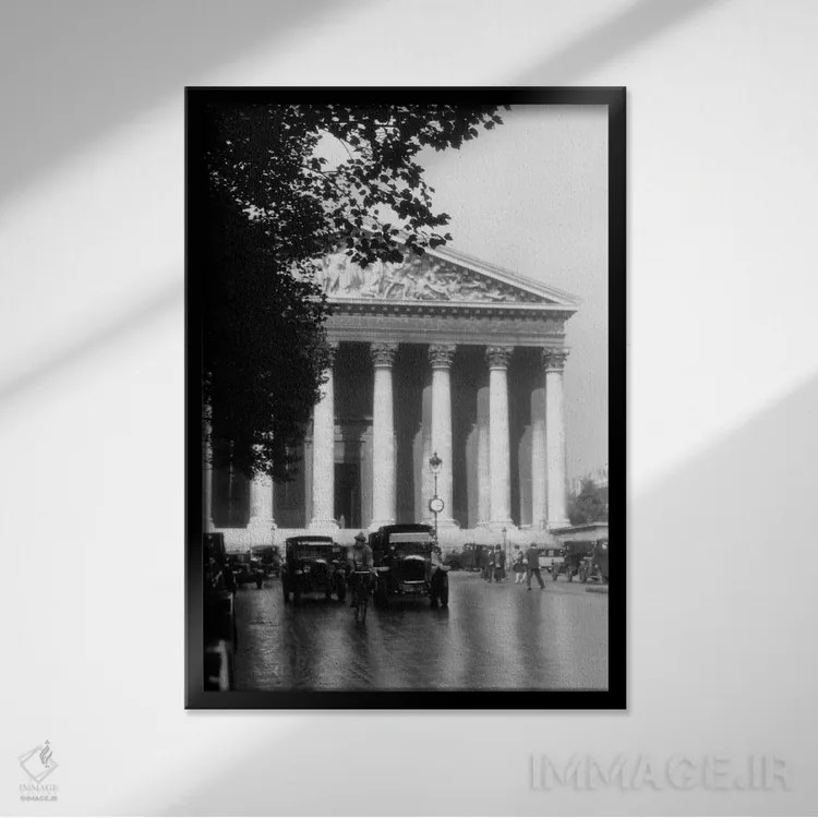 تابلو دکوراتیو کلیسای لا مادلن پاریس فرانسه دهه ۱۹۲۰ اثر تصاویر وینتج - نمای قابدار مشکی