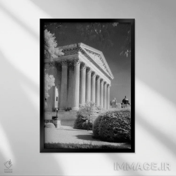 تابلو دکوراتیو عکاسی فروسرخ از جلوی ساختمان دیوان عالی واشنگتن دی سی اثر تصاویر وینتج - نمای قابدار مشکی