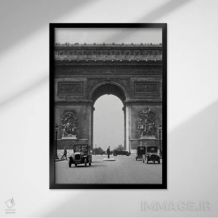 تابلو دکوراتیو طاق نصرت همراه با خودروها دهه ۱۹۲۰-۱۹۳۰ پاریس فرانسه اثر تصاویر وینتج - نمای قابدار مشکی