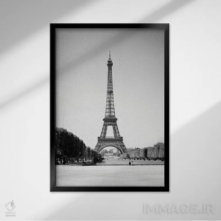 تابلو دکوراتیو برج ایفل سازه مشبک فولادی در میدان شان دو مارس ساخته شده د… اثر تصاویر وینتج - نمای قابدار مشکی