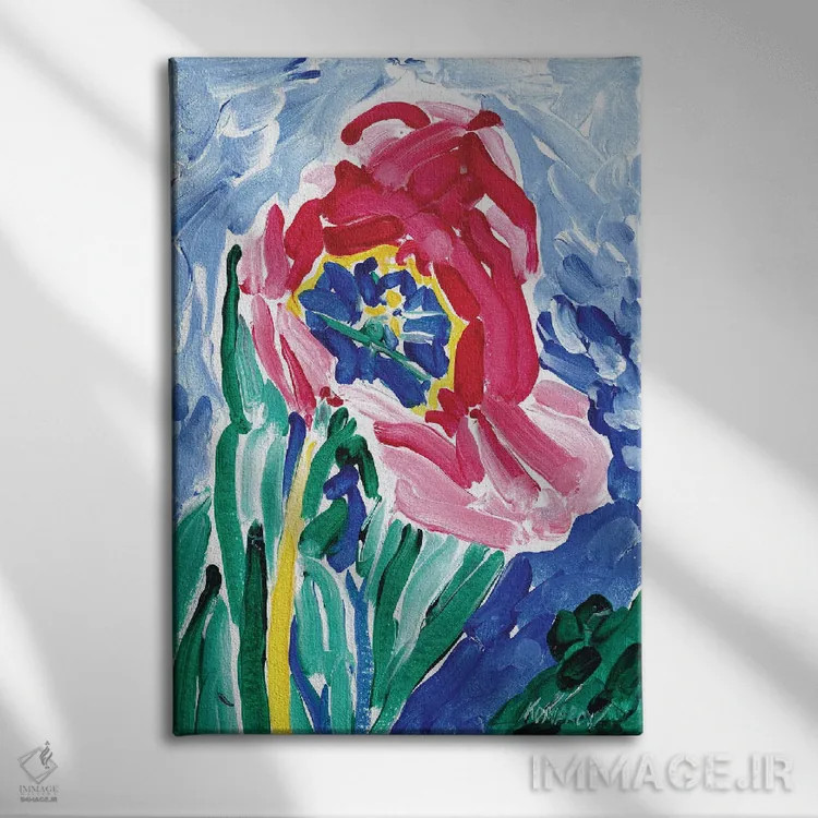 تابلو دکوراتیو لاله روی زمینه آبی اثر ویتالـی کوماروف - نمای روبهرو روی دیوار