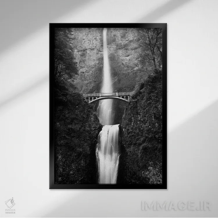 تابلو دکوراتیو Multnomah Falls, Columbia River Gorge, Oregon, USA,پل پیا… اثر والتر بیبیکوف - نمای قابدار مشکی