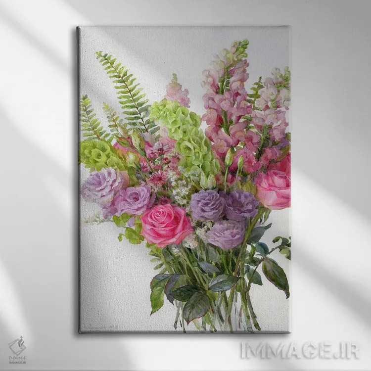تابلو دکوراتیو دسته گل با زنگوله های ایرلندی اثر یولیا کراسنوف - نمای روبهرو روی دیوار
