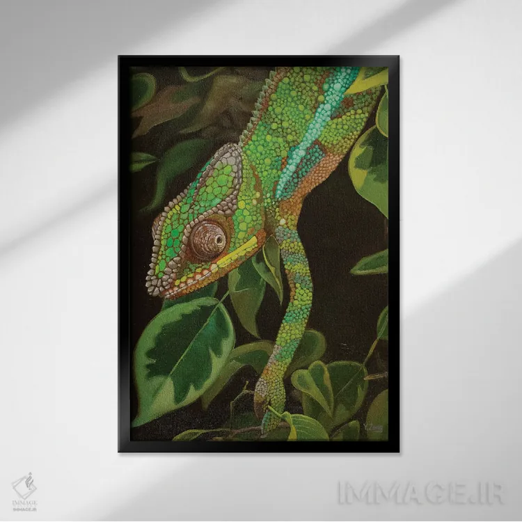 تابلو دکوراتیو پرتره آفتاب پرست اثر یوئه زنگ - نمای قابدار مشکی