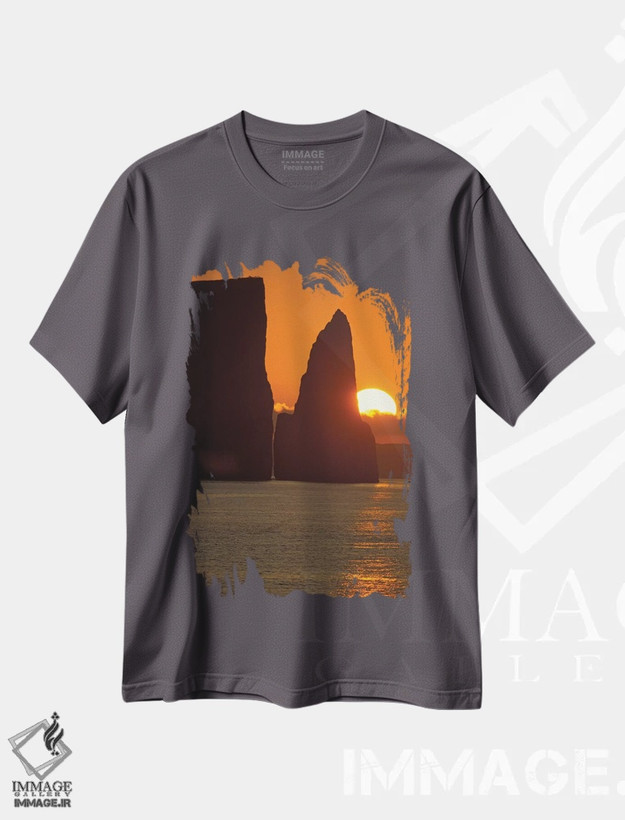 تیشرت طوسی طرح دار San Cristobal Island, Galapagos Islands, Ecuador,کیکر راکدر غروب آفتاب، جزیره سن کریستوبال، جزایر گالاپاگوس، اکوادور اثر جک استاین گروو