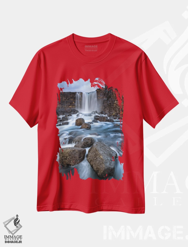تیشرت قرمز طرح دار Thingvellir National Park, Iceland,آبشار اوکسارافوس، پارک ملی تینگ ولیر، ایسلند اثر جین ریکس