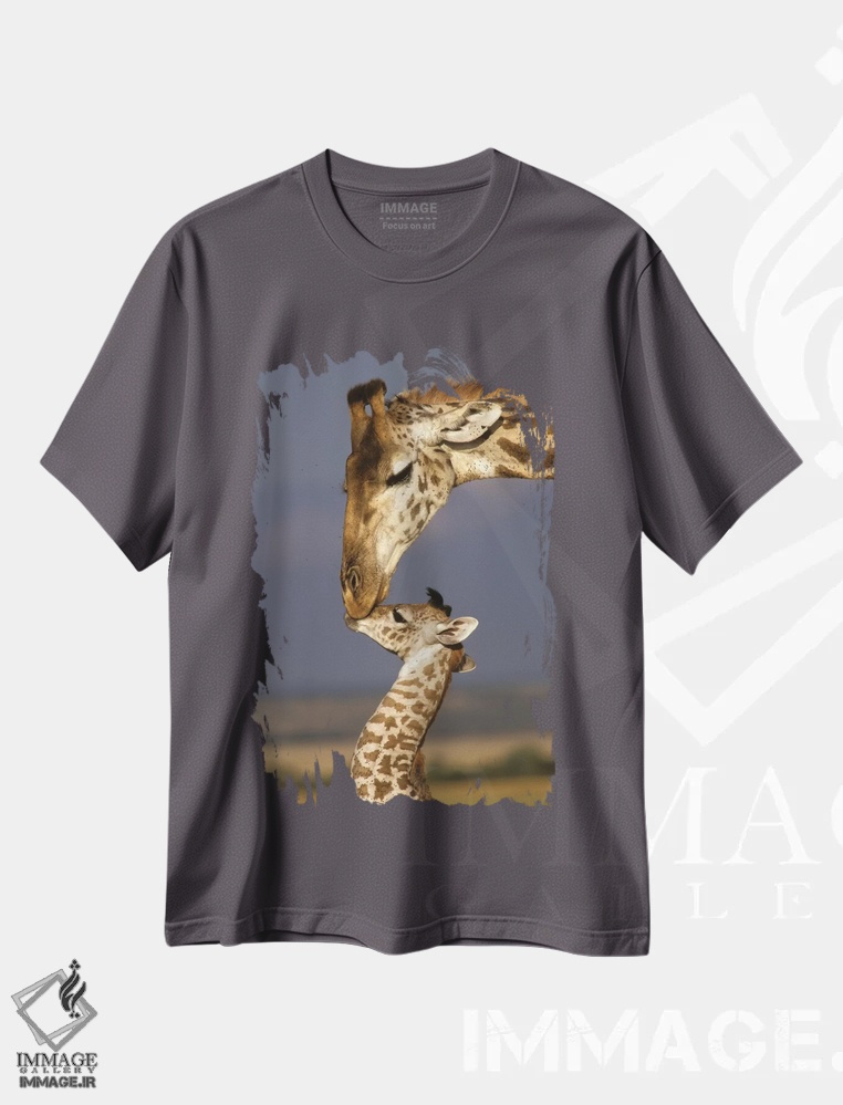 تیشرت طوسی طرح طبیعت ,Africa, Kenya, Masai Mara.,زرافه، آفریقا، کنیا، ماسایی مارا اثر مریلین پارور