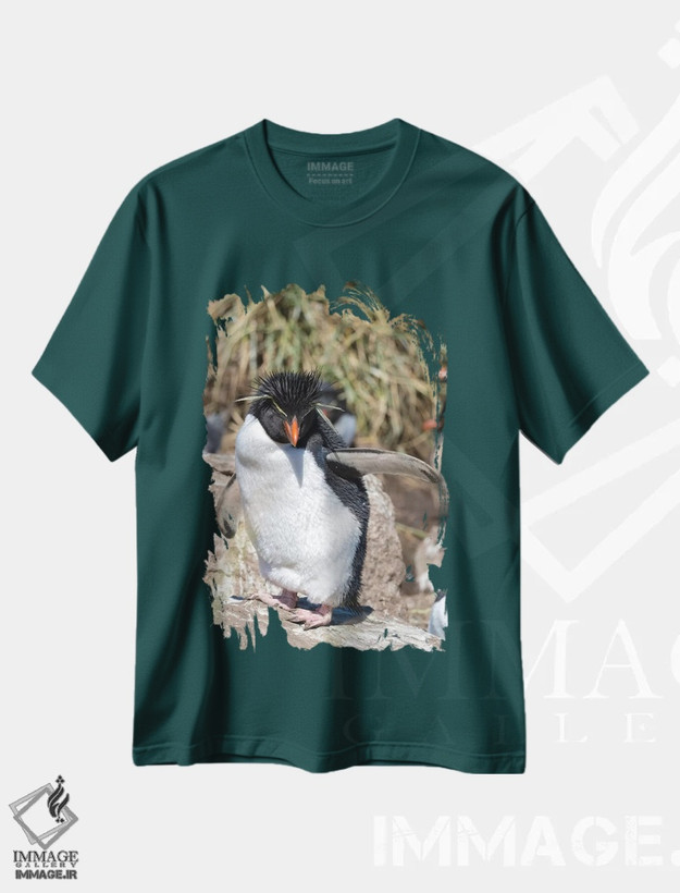 تیشرت سبز طرح حیوانات ,subspecies western rockhopper penguin , Falkland Islands.,پنگوئن راک هاپر، زیرگونه غربی راک هاپر، جزایر فالکلند اثر مارتین زویک