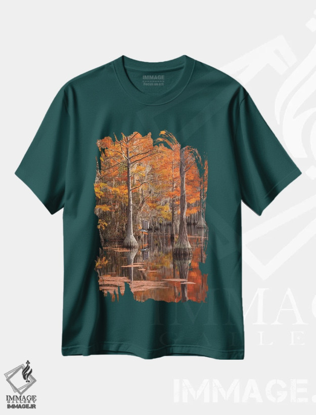 تیشرت سبز طرح دار George Smith State Park, Georgia. Fall cypress trees with wood duck box.,آمریکا، پارک ایالتی جرج اسمیت، جورجیا. درختان سرو پاییزی همراه با جعبه اردک چوبی اثر جوآن ولز