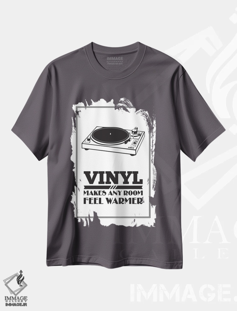 تیشرت طوسی طرح دار صفحه گرامافون هر اتاقی را گرم تر می کند اثر پرینت های بنتون پارک