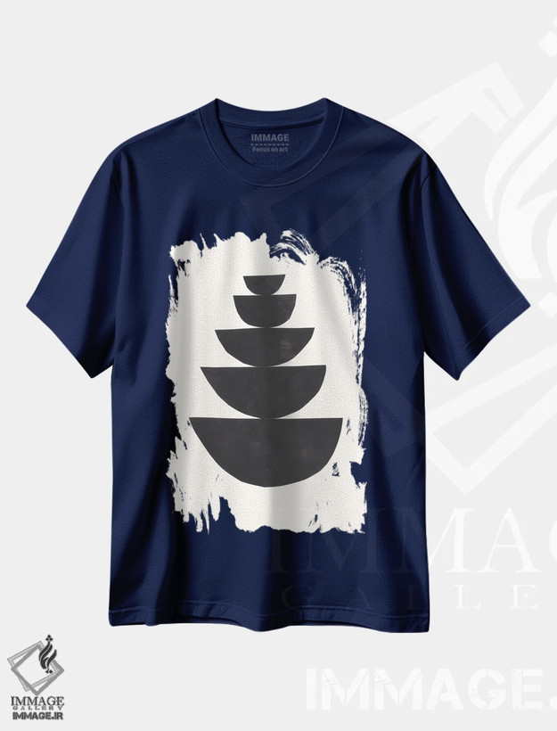 تیشرت سرمه ای طرح دار نیم دایره های تو در تو اثر ان شیپ
