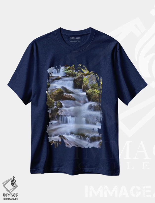 تیشرت سرمه ای طرح دار Oregon, Columbia River Gorge, Water Cascading over Rocks at Punchbowl Falls,آمریکا، اورگن، دره رودخانه کلمبیا، آب جاری بر صخره ها در آبشار پانچ بول اثر هولیس لونی