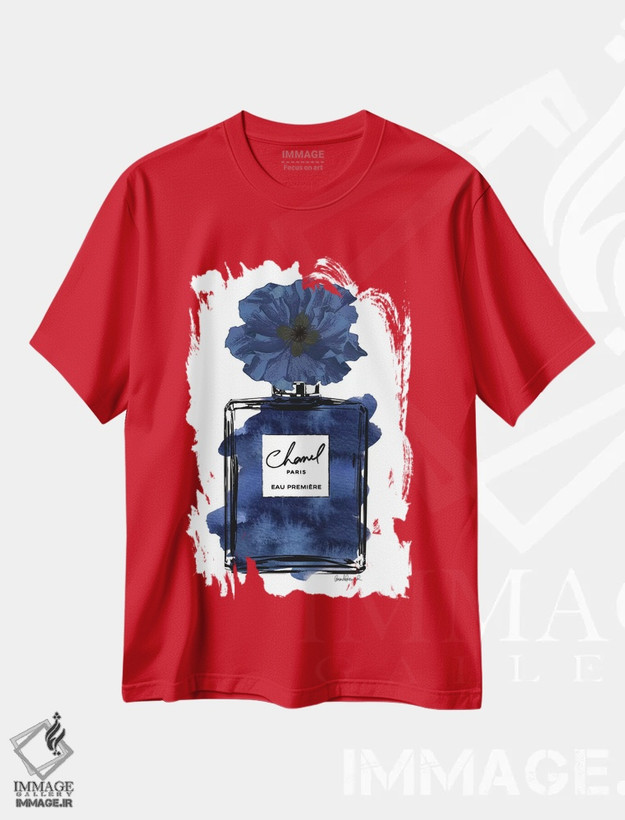 تیشرت قرمز طرح دار عطر با گل مشکی و آبی اثر آماندا گرینوود