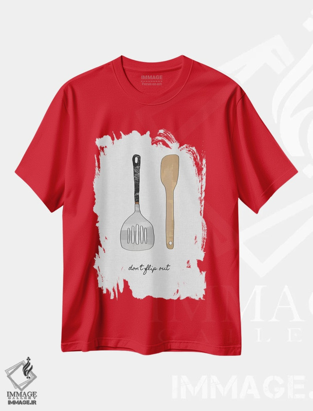 تیشرت قرمز طرح دار دیوانه نشو اثر اورارا استودیو