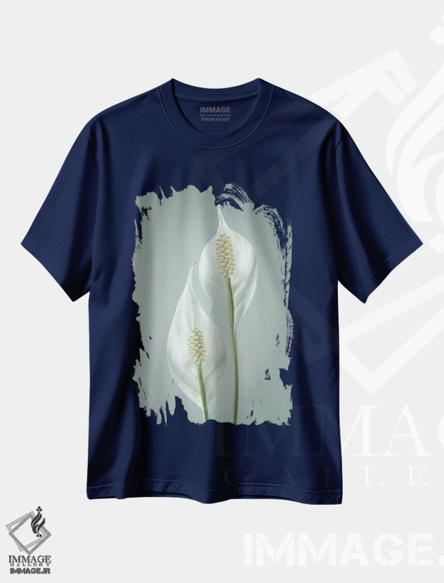 تیشرت سرمه ای طرح دار Washington State, Seabeck. Peace lily close-up.,ایالات متحده، ایالت واشینگتن، سیبک. نمای نزدیک گل سوسن صلح اثر جینز گالری