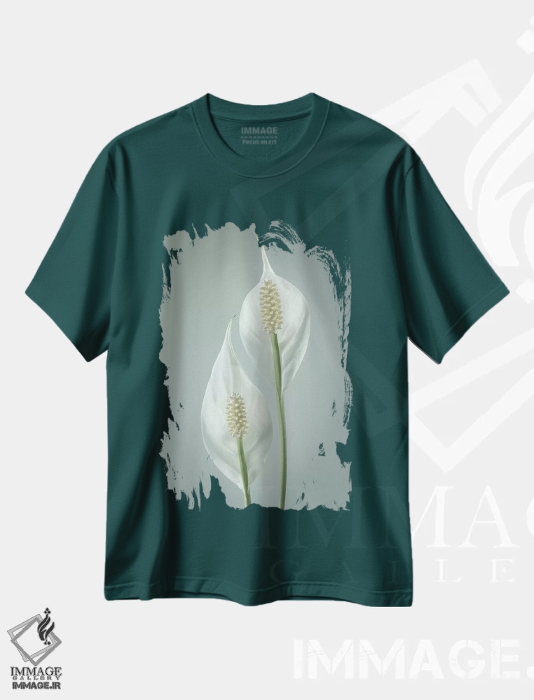 تیشرت سبز طرح دار Washington State, Seabeck. Peace lily close-up.,ایالات متحده، ایالت واشینگتن، سیبک. نمای نزدیک گل سوسن صلح اثر جینز گالری