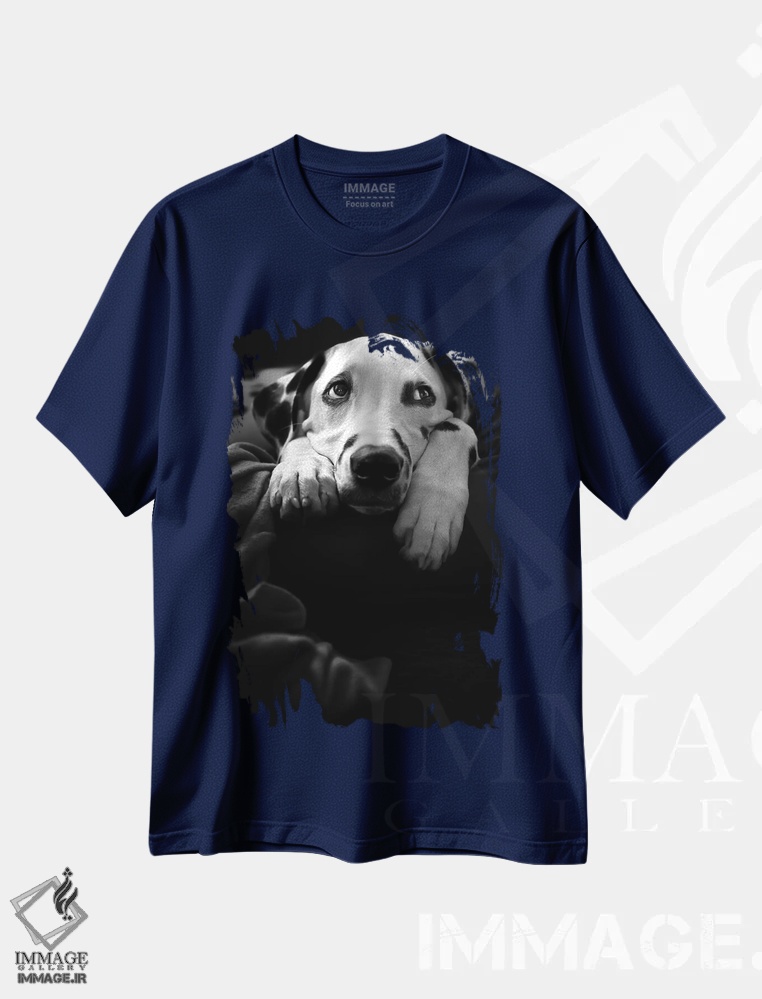 تیشرت سرمه ای طرح دار هیچ اتفاقی نمی افتد :-( اثر اوته شرهاگ