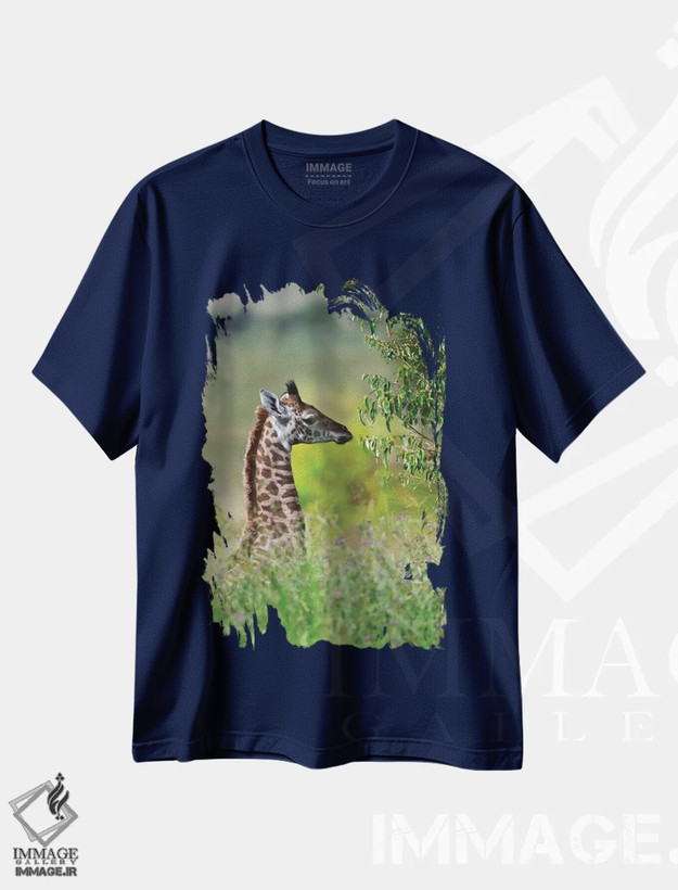 تیشرت سرمه ای طرح دار Maasai Mara National Reserve, Kenya,زرافه بچه، پارک ملی ماسایی مارا، کنیا اثر کرن سو