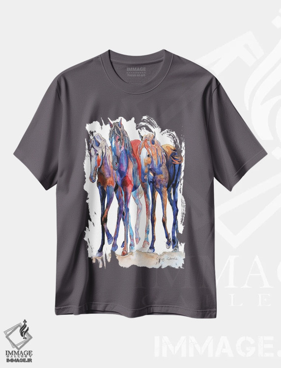 تیشرت طوسی طرح دار مادیان های پرشور خانه سرگرمی II اثر کالی گاریس