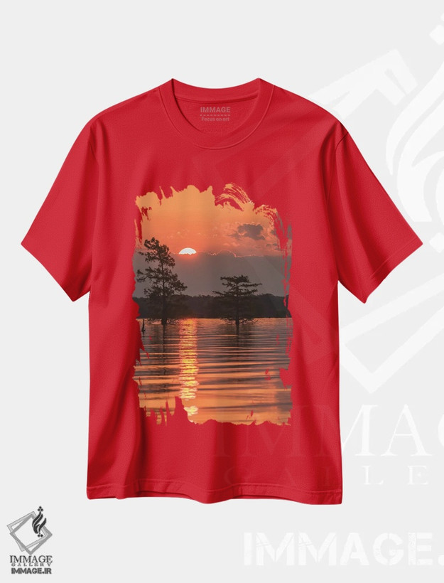 تیشرت قرمز طرح دار Louisiana, Atchafalaya National Wildlife Refuge. Sunrise on swamp.,آمریکا، لوئیزیانا، پناهگاه ملی حیات وحش آچافالایا. طلوع خورشید بر تالاب اثر جینز گالری