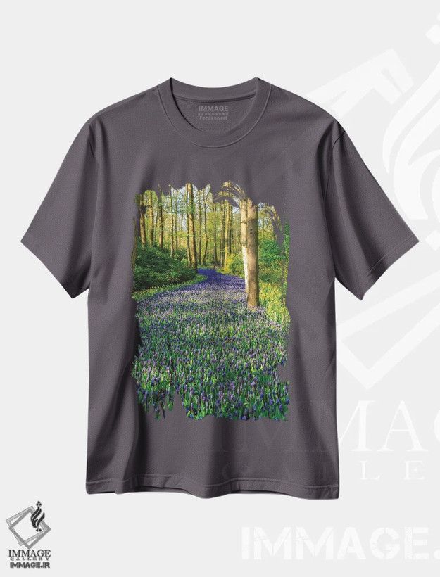 تیشرت طوسی طرح دار Zuid Holland, Lisse. Muscari Armeniacum.,هلند، زوید هُلَند، لیسه. موسکاری آرمنیاکوم اثر امیلی ام ویلسون