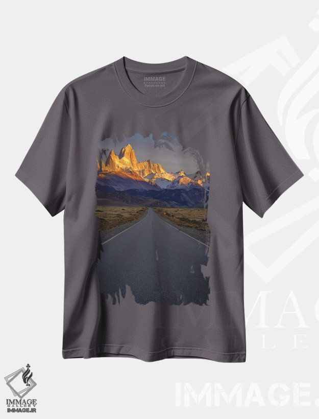 تیشرت طوسی طرح دار Patagonia. Fitz Roy, Highway,آرژانتین، پاتاگونیا، فیتز روی، بزرگراه اثر جورج تئودور
