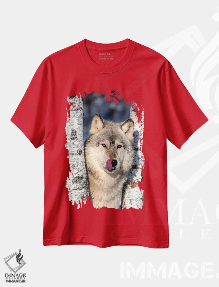تیشرت قرمز طرح دار Minnesota, Sandstone, Wolf in Birch Trees,آمریکا، مینه سوتا، سندستون، گرگ در میان درختان غان اثر هولیس لونی