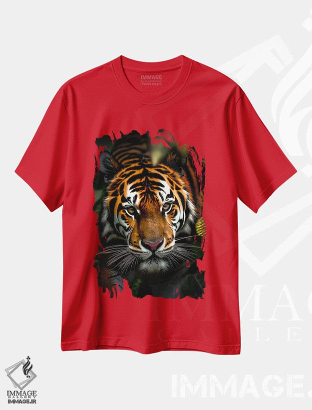 تیشرت قرمز طرح دار Animal In The Jungle,پرتره صورت ببر میان برگ ها در جنگل اثر آدریان ویریو