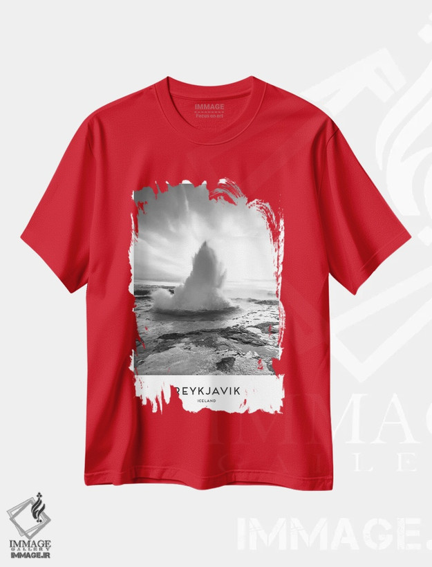 تیشرت قرمز طرح دار ریکیاویک ایسلند اثر نائومی دیویس