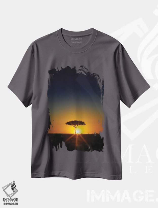 تیشرت طوسی طرح دار Masai Mara,درخت آکاسیا در افق هنگام غروب، ماسایی مارا اثر جین ریکس