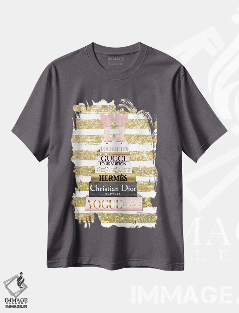 تیشرت طوسی طرح دار Glitter Stripe,دسته کتاب بلند صورتی و طلایی با کفش های پاپیونی و نوار براق اثر آماندا گرینوود