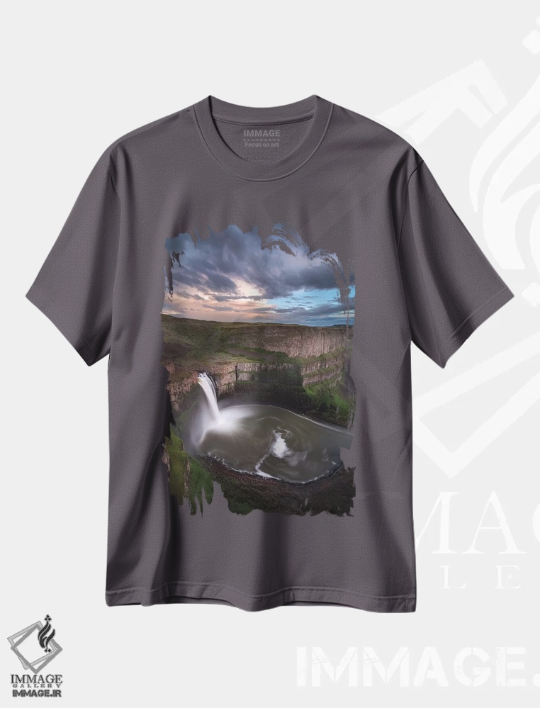 تیشرت طوسی طرح دار Washington State. Palouse Falls at sunset.,ایالات متحده، ایالت واشینگتن. آبشار پالوس در زمان غروب آفتاب اثر جینز گالری