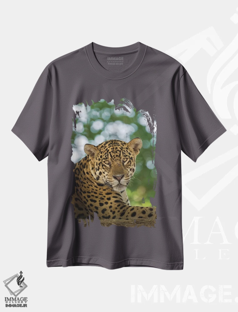 تیشرت طوسی طرح دار Pantanal Conservation Area, Brazil,پرتره جگوار وحشی در حال استراحت، منطقه حفاظت شده پانتانال، برزیل اثر جینز گالری
