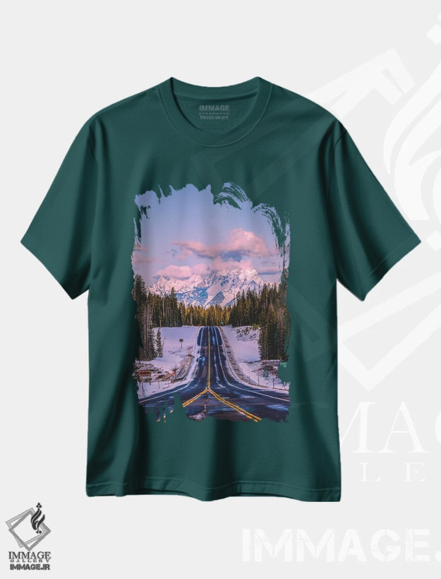 تیشرت سبز طرح دار جادهٔ منظره دار طلوع گرند تیتون اثر الکس جی پرز