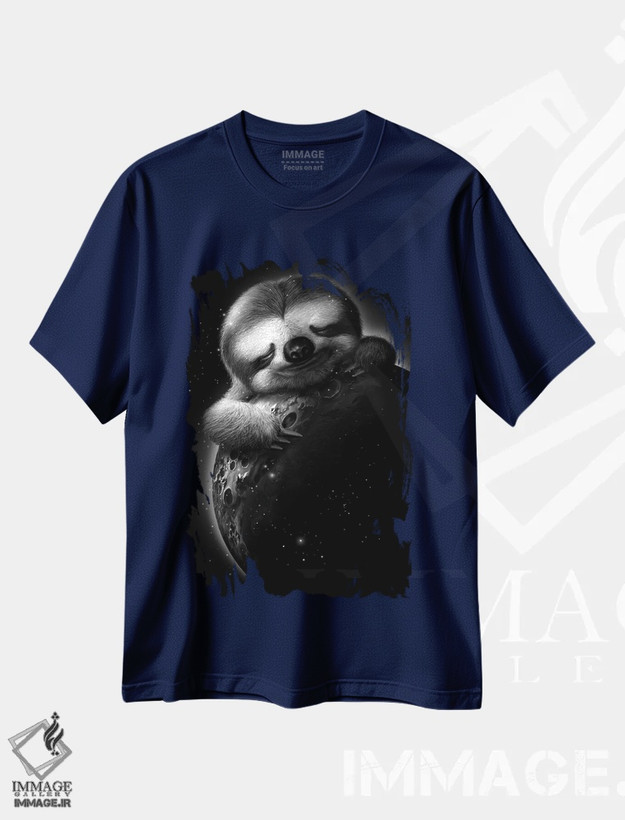 تیشرت سرمه ای طرح دار کُندروی ماه اثر آدام لاولس