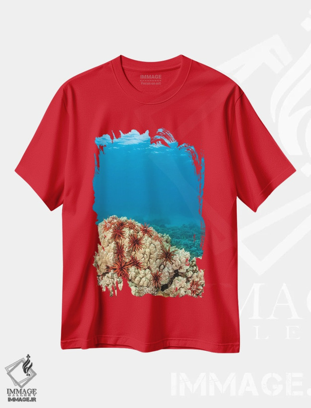 تیشرت قرمز طرح دار abundantly clustered on a Hawaiian coral head,خارپوستان مدادی، جمع شده به فراوانی روی صخرهٔ مرجانی هاوایی اثر دیوید فلیتهام
