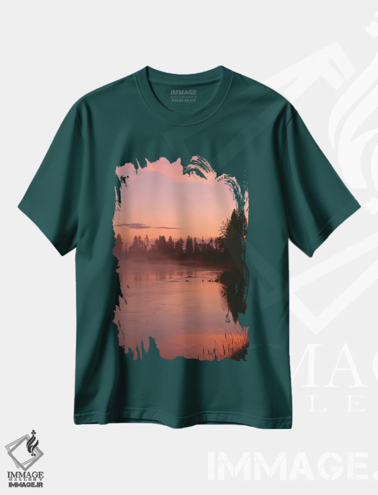 تیشرت سبز طرح دار Oregon, Deschutes National Forest. Fog hovers above the Deschutes River at sunrise." اثر جان بارگر