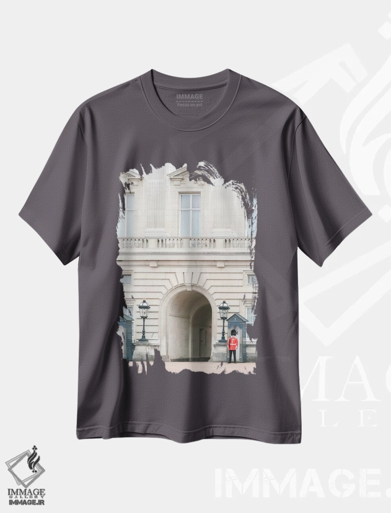 تیشرت طوسی طرح دار London, England,کاخ باکینگهام، لندن، انگلستان اثر لاولی لیتل هوم کو