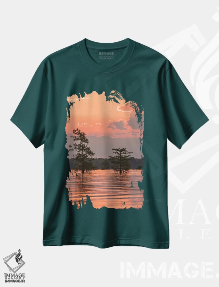 تیشرت سبز طرح دار Louisiana, Atchafalaya National Wildlife Refuge. Sunrise on swamp.,آمریکا، لوئیزیانا، پناهگاه ملی حیات وحش آچافالایا. طلوع خورشید بر تالاب اثر جینز گالری