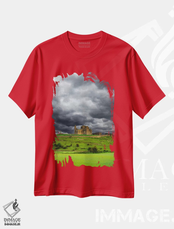 تیشرت قرمز طرح دار Cashel, County Tipperary, Munster Province, Republic Of Ireland,صخرهٔ کشل، کشل، شهرستان تیپراری، استان مانستر، جمهوری ایرلند اثر دنیس فلهرتی