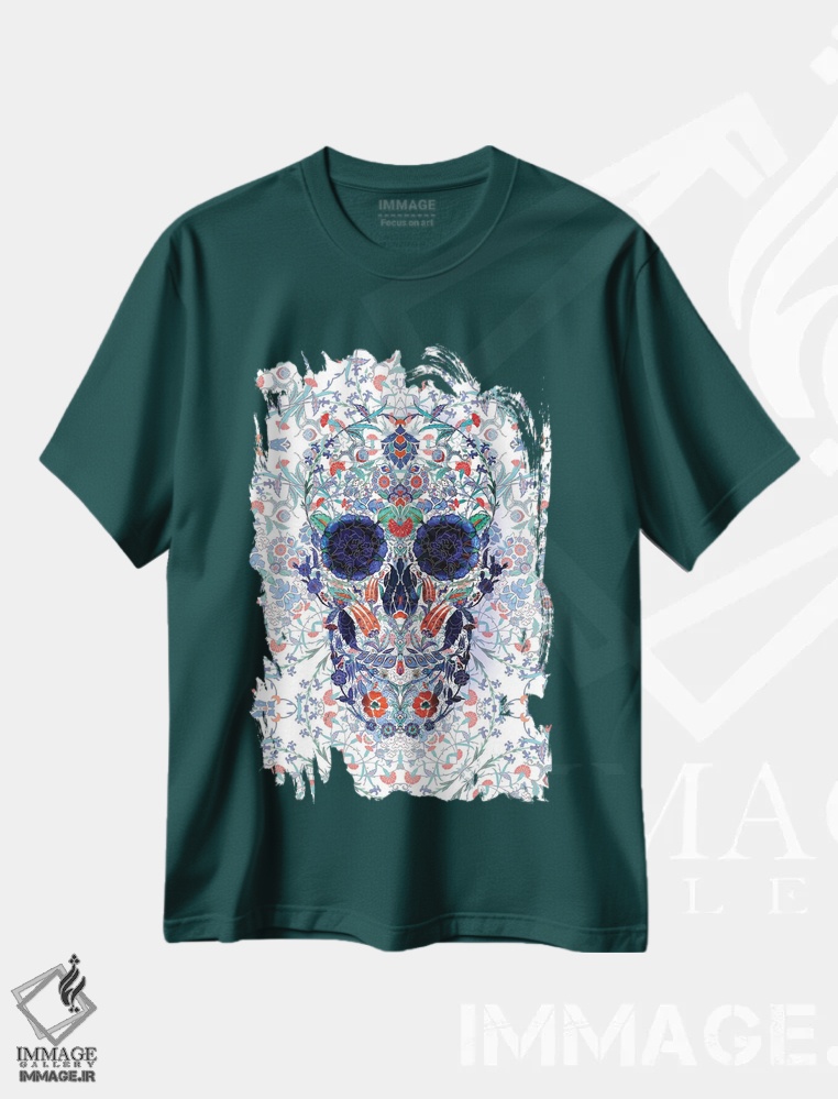 تیشرت سبز طرح دار پرتره جمجمه چینی اثر علی گولچ
