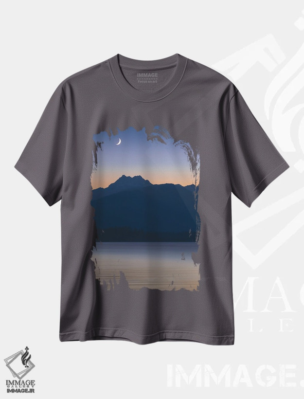 تیشرت طوسی طرح دار Washington State, Seabeck. Crescent Moon At Sunset Over Hood Canal And Olympic Mountains.,ماه هلالی در غروب بر فراز هود کانال و کوه های المپیک اثر جینز گالری