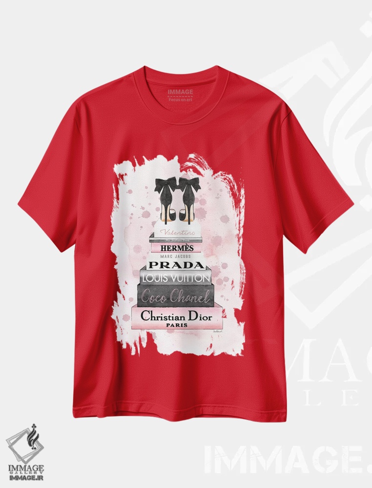 تیشرت قرمز طرح دار دسته کتاب آبرنگی صورتی و خاکستری با پاشش رنگ اثر آماندا گرینوود