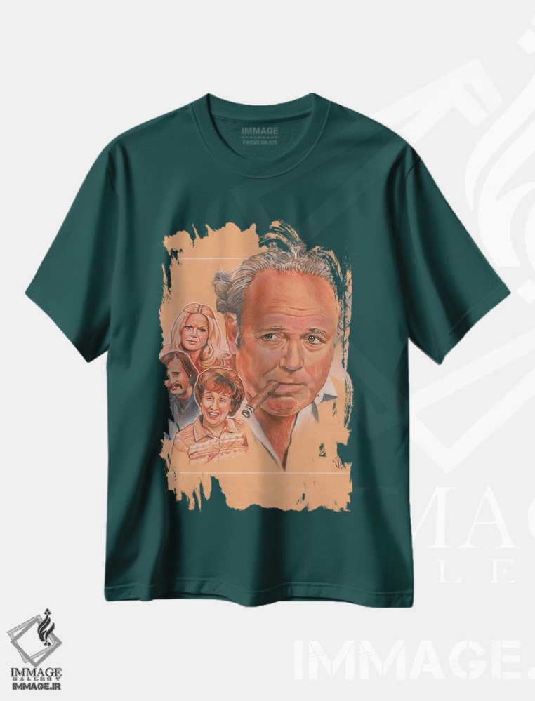 تیشرت سبز طرح دار همه در خانواده اثر هنر کریس هافمن