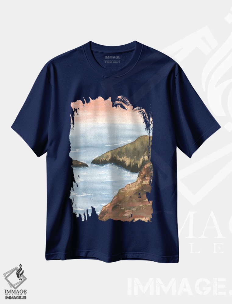 تیشرت سرمه ای طرح دار کوه های طلایی هنگام غروب صورتی اثر آنا اوز