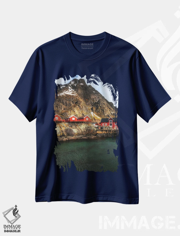 تیشرت سرمه ای طرح دار Lofoten In Norway,کلبه های ماهیگیران، لوفوتن در نروژ اثر میکولاج گوسپودرک