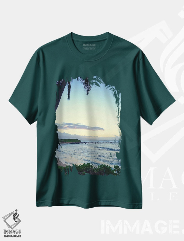 تیشرت سبز طرح دار زیر نخل اثر بروس ناوراکه