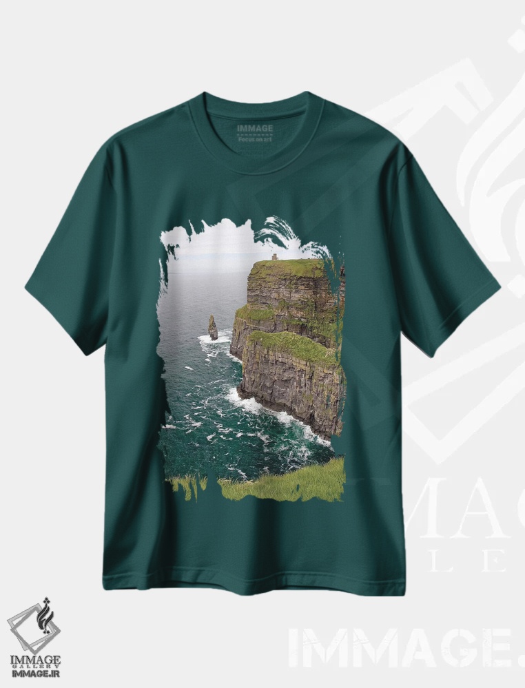تیشرت سبز طرح طبیعت ,Ireland. These Are Spectacular Views Of The Cliff's Of Moher And The Atlantic Ocean, On The West Coast Of Ireland.,لیمریک، ایرلند. این ها مناظری تماشایی از صخره های موهر و اقیانوس اطلس در ساحل غربی ایرلند هستند. اثر میکا رایت